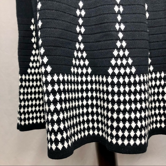 NWT Nine West knit dress black white intarsia fit and flare size medium - Picture 5 of 10